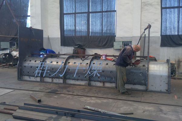 群力干燥车间生产制作污泥干燥机（桨叶干燥机）、3立方耙式真空干燥机